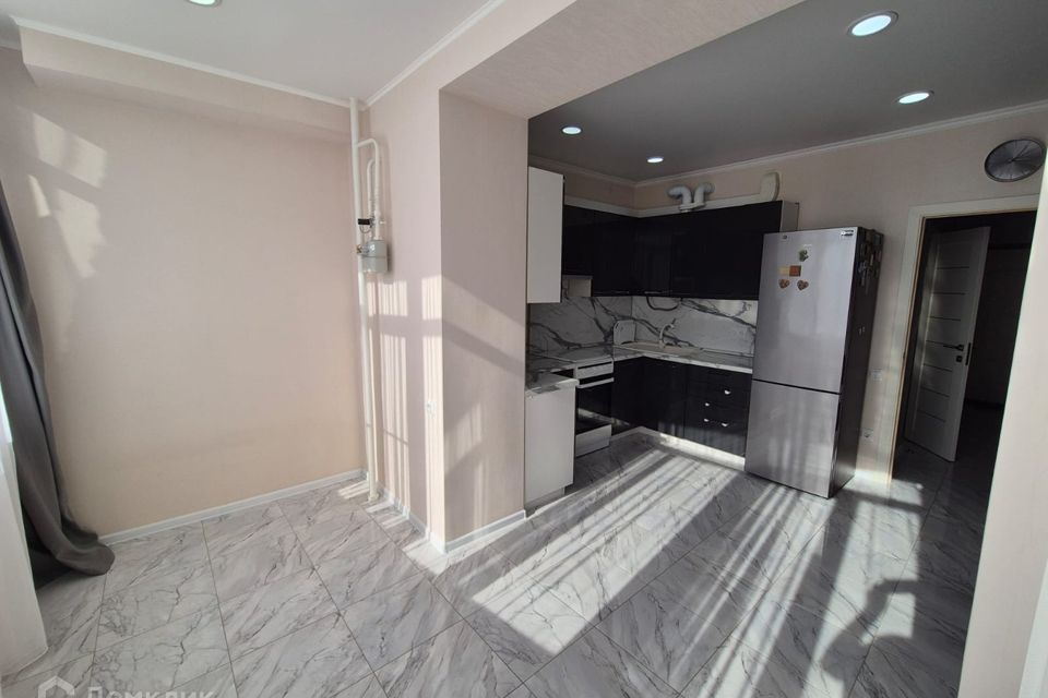 Продаётся 1-комнатная квартира, 55 м²