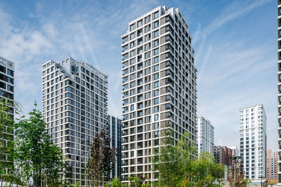 Продаётся 4-комнатная квартира, 102 м²