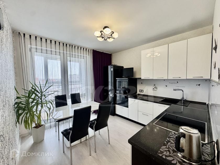 Продаётся 3-комнатная квартира, 80 м²