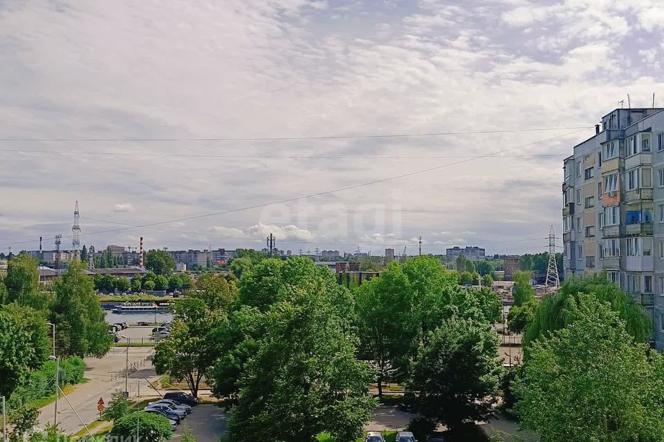 Продаётся 1-комнатная квартира, 42 м²