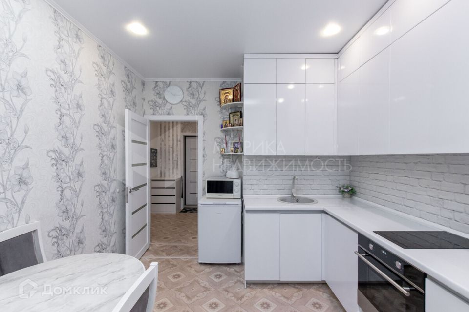 Продаётся 2-комнатная квартира, 56.6 м²
