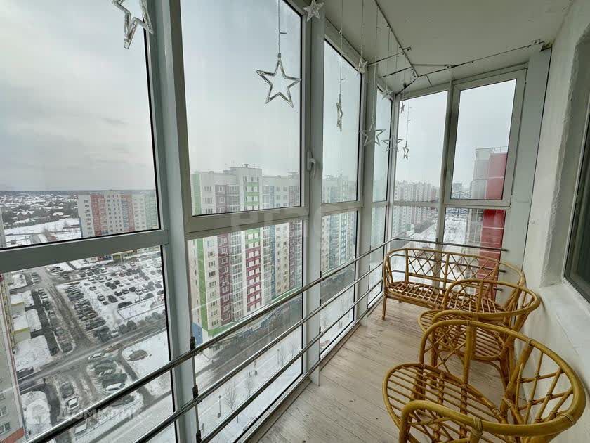 Продаётся 3-комнатная квартира, 93 м²