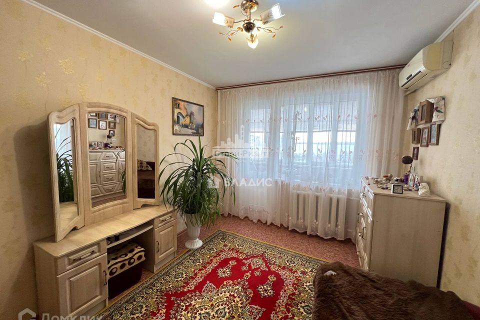 Продаётся 3-комнатная квартира, 67.3 м²