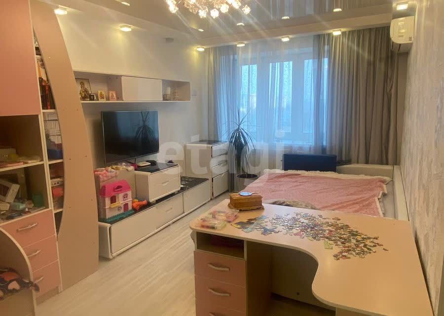 Продаётся 1-комнатная квартира, 39 м²