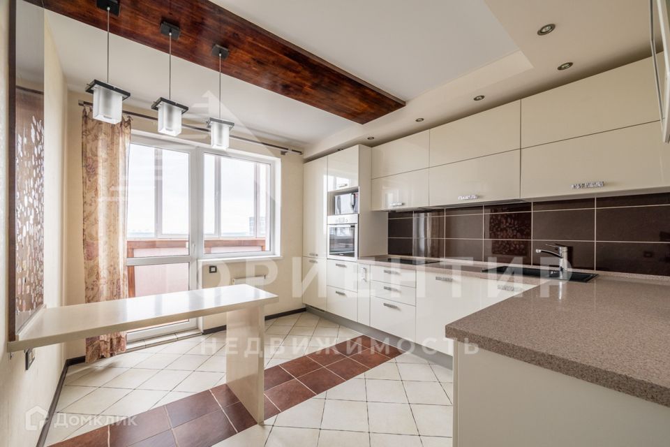 Продаётся 2-комнатная квартира, 75 м²