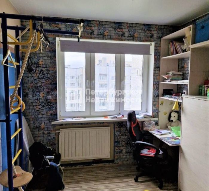 Продаётся комната в 3-комн. квартире, 10.9 м²