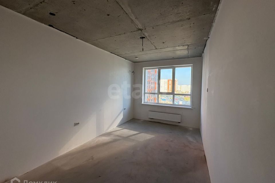 Продаётся 2-комнатная квартира, 65 м²