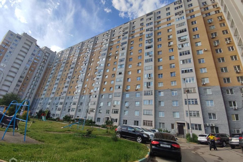 Продаётся 2-комнатная квартира, 61.6 м²