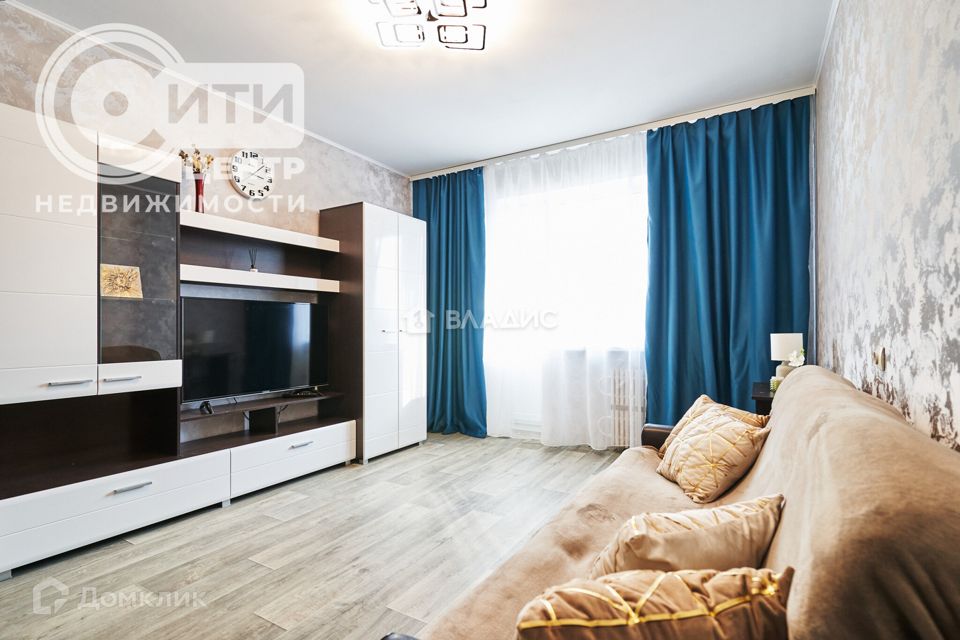 Продаётся 1-комнатная квартира, 38.2 м²