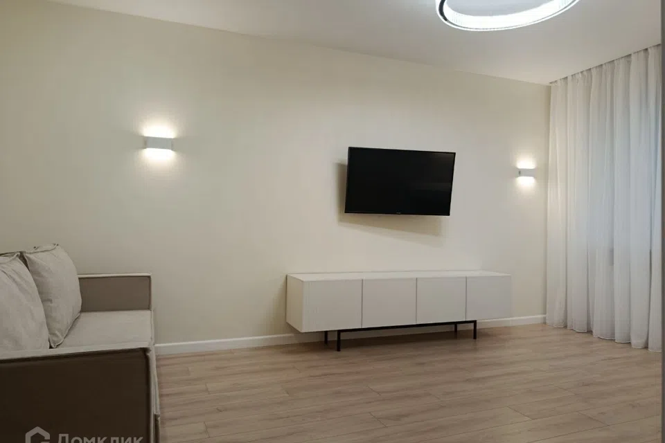Продаётся 2-комнатная квартира, 56.2 м²
