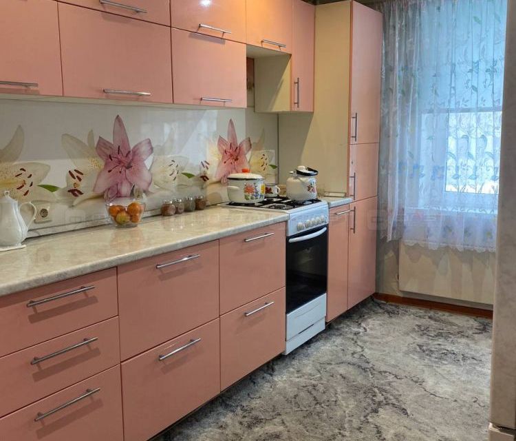 Продаётся 2-комнатная квартира, 63 м²