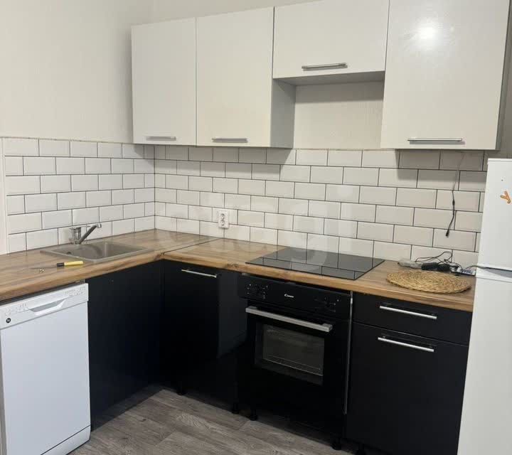Сдаётся 1-комнатная квартира, 38 м²