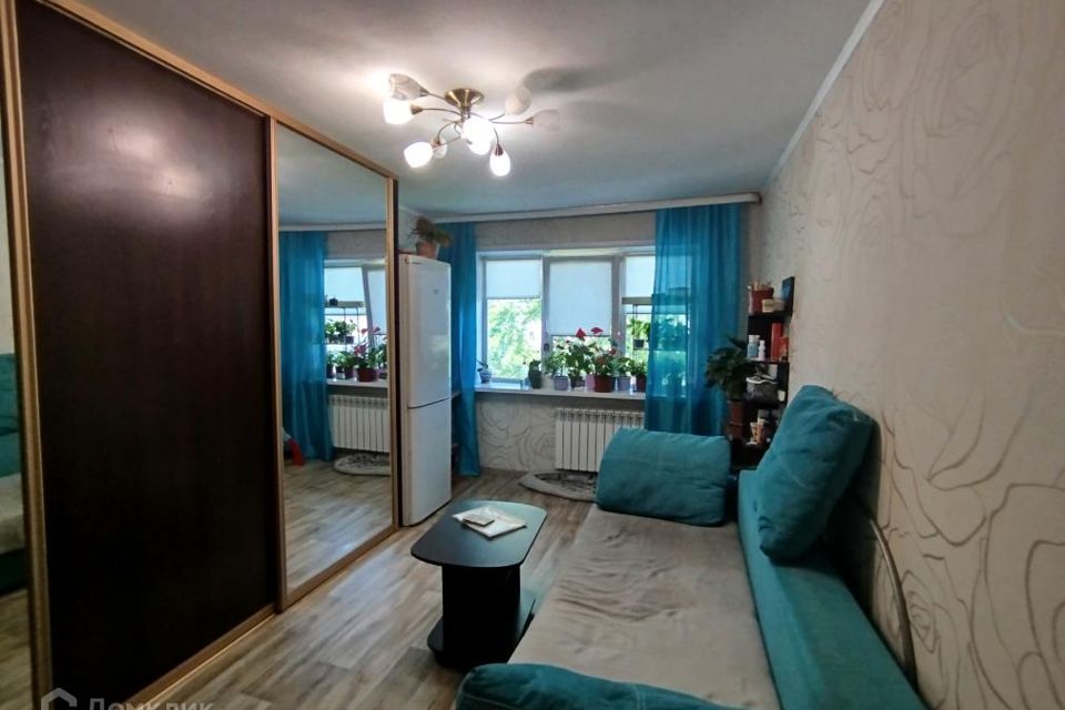 Продаётся 3-комнатная квартира, 62.1 м²