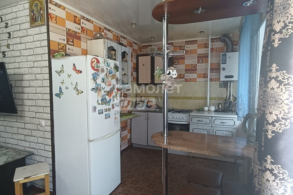 Продаётся 2-комнатная квартира, 42.6 м²