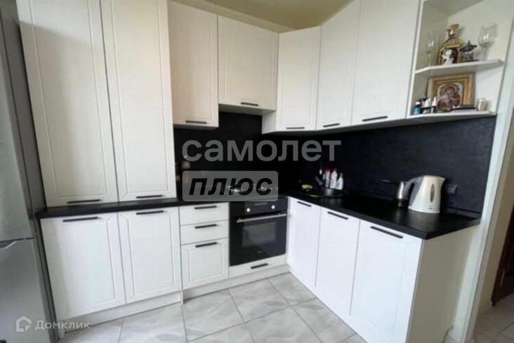 Продаётся 1-комнатная квартира, 37.7 м²