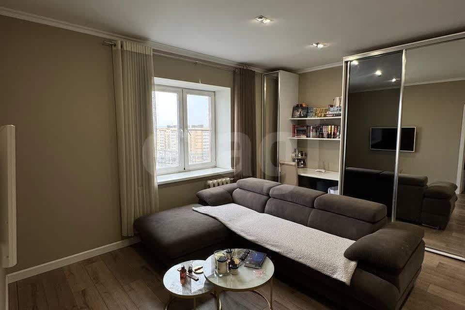 Продаётся 2-комнатная квартира, 56.3 м²