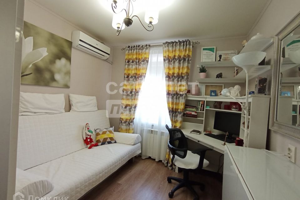 Продаётся 3-комнатная квартира, 65 м²