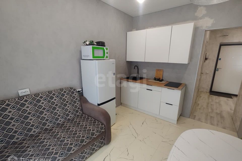 Продаётся 1-комнатная квартира, 39.6 м²