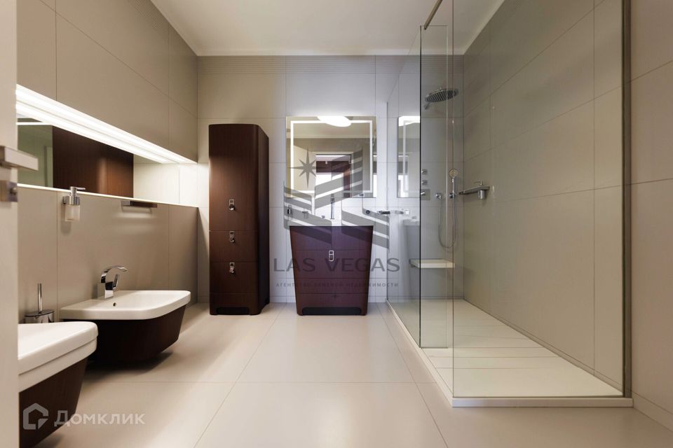 Сдаётся 3-комнатная квартира, 123 м²