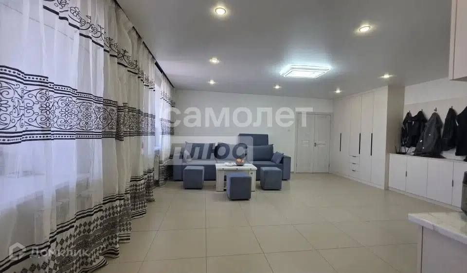 Продаётся 2-комнатная квартира, 65 м²