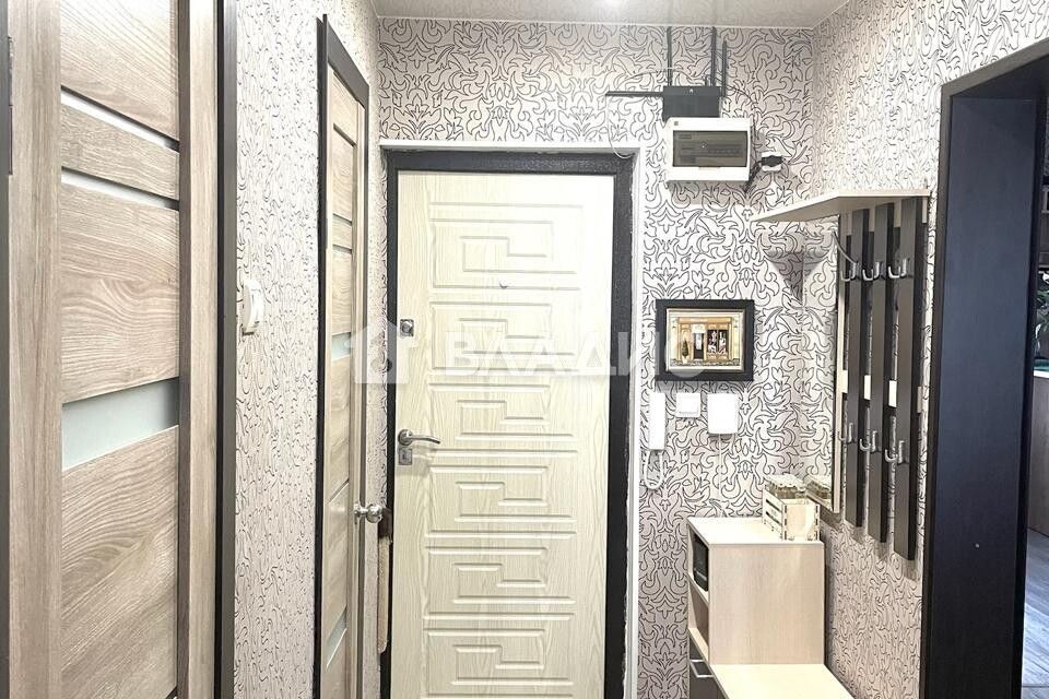 Продаётся 3-комнатная квартира, 52.3 м²