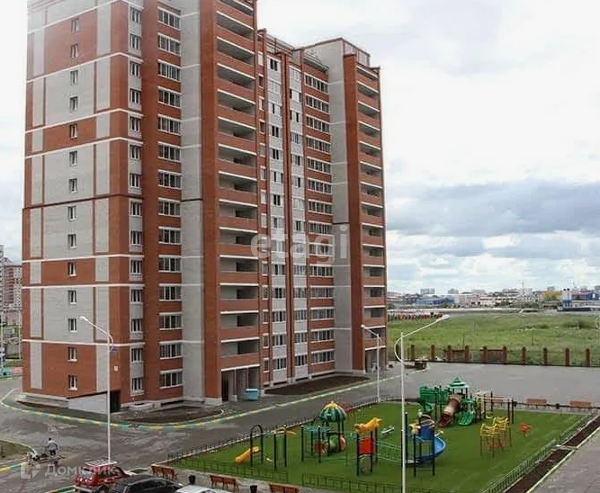 Продаётся 1-комнатная квартира, 42.8 м²
