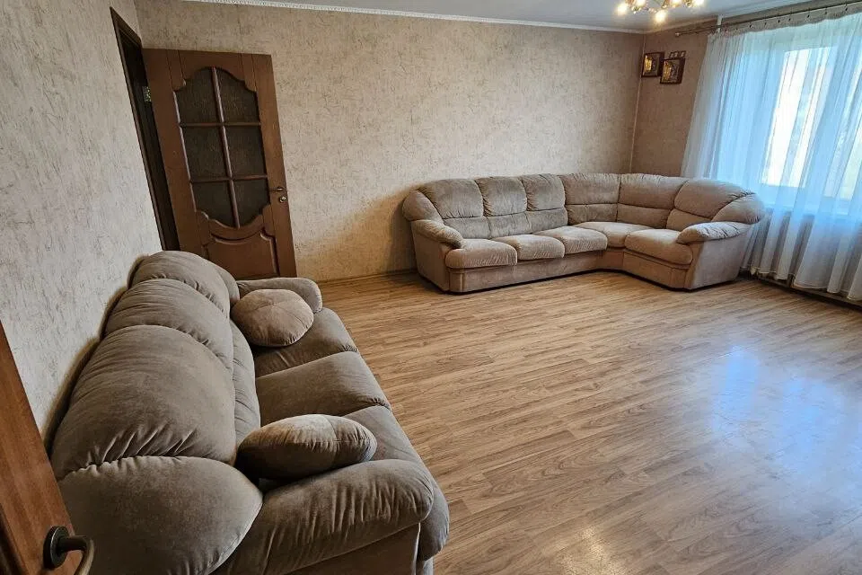 Сдаётся 2-комнатная квартира, 55 м²