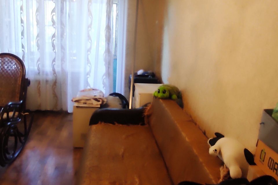 Продаётся 3-комнатная квартира, 48.6 м²