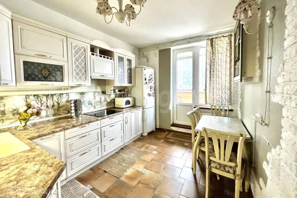 Сдаётся 2-комнатная квартира, 66 м²