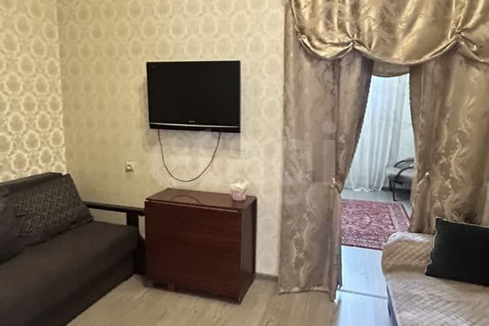 Сдаётся 2-комнатная квартира, 43 м²