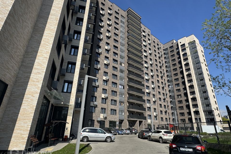 Продаётся 2-комнатная квартира, 66.5 м²