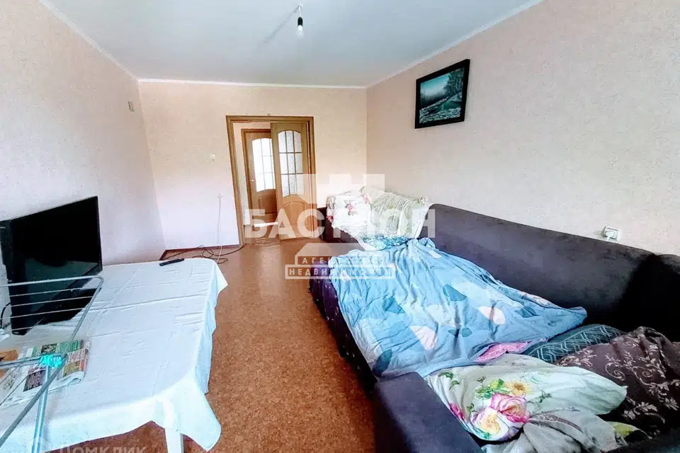 Продаётся 4-комнатная квартира, 80 м²