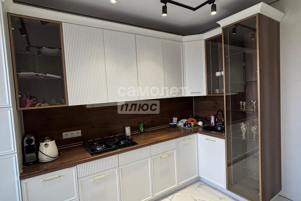 Продаётся 1-комнатная квартира, 48 м²