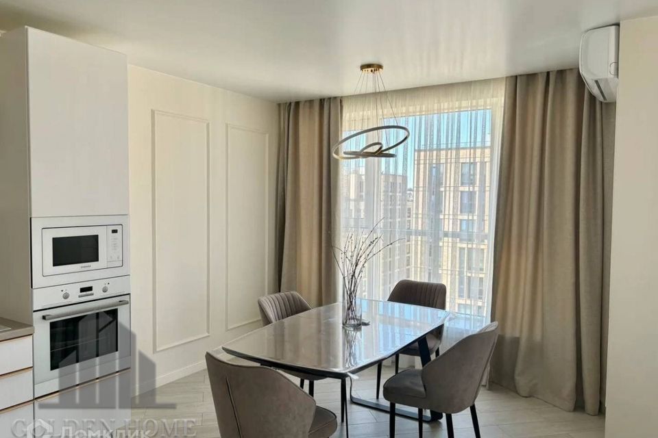 Сдаётся 3-комнатная квартира, 88 м²