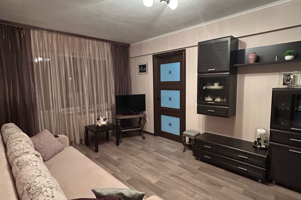 Продаётся 3-комнатная квартира, 56.3 м²