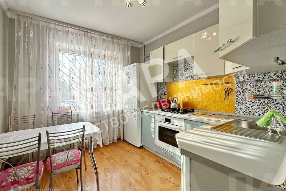 Сдаётся 1-комнатная квартира, 35 м²