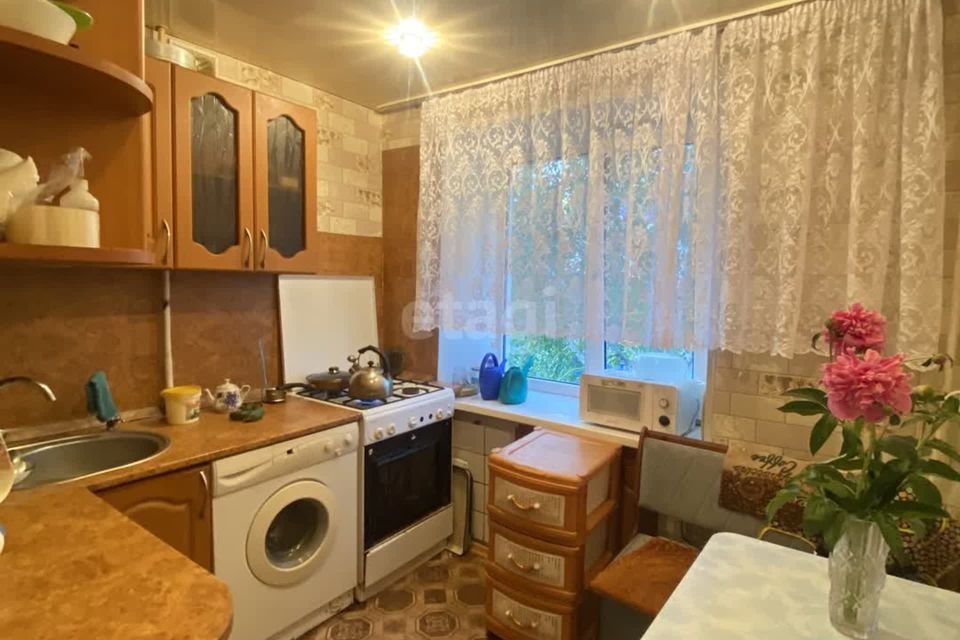 Продаётся 3-комнатная квартира, 57.6 м²