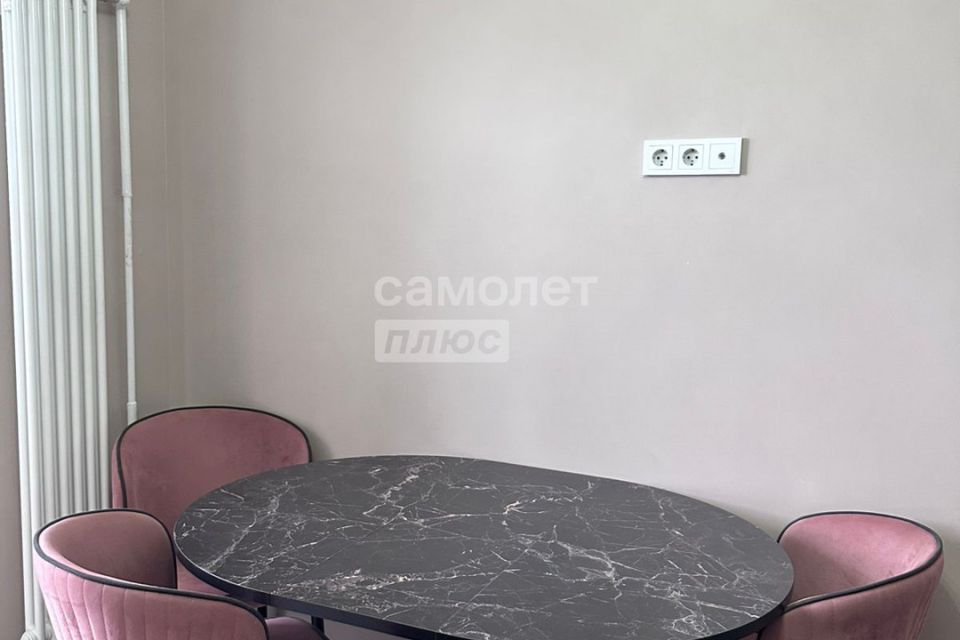 Продаётся 1-комнатная квартира, 39.9 м²