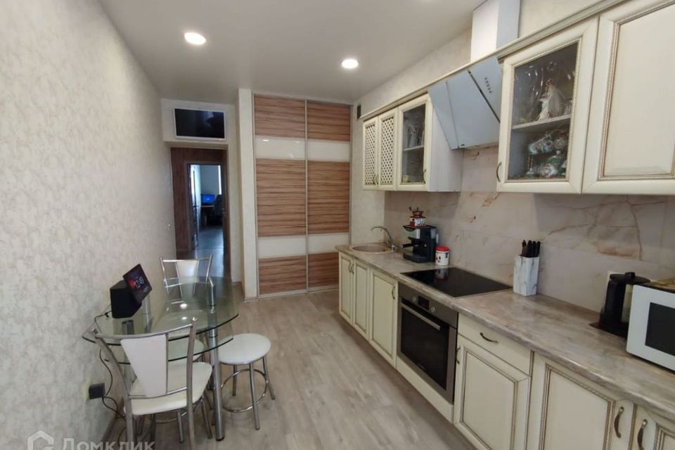 Продаётся 3-комнатная квартира, 74.6 м²