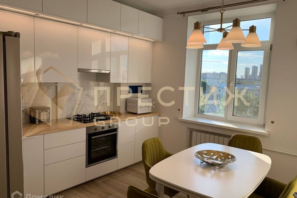 Сдаётся 2-комнатная квартира, 66.4 м²