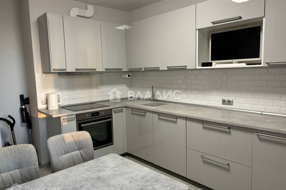 Продаётся 2-комнатная квартира, 58.3 м²