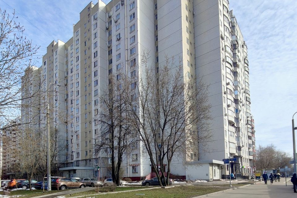 Продаётся 4-комнатная квартира, 110 м²