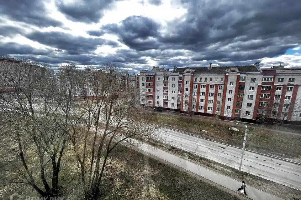 Продаётся 4-комнатная квартира, 84.8 м²