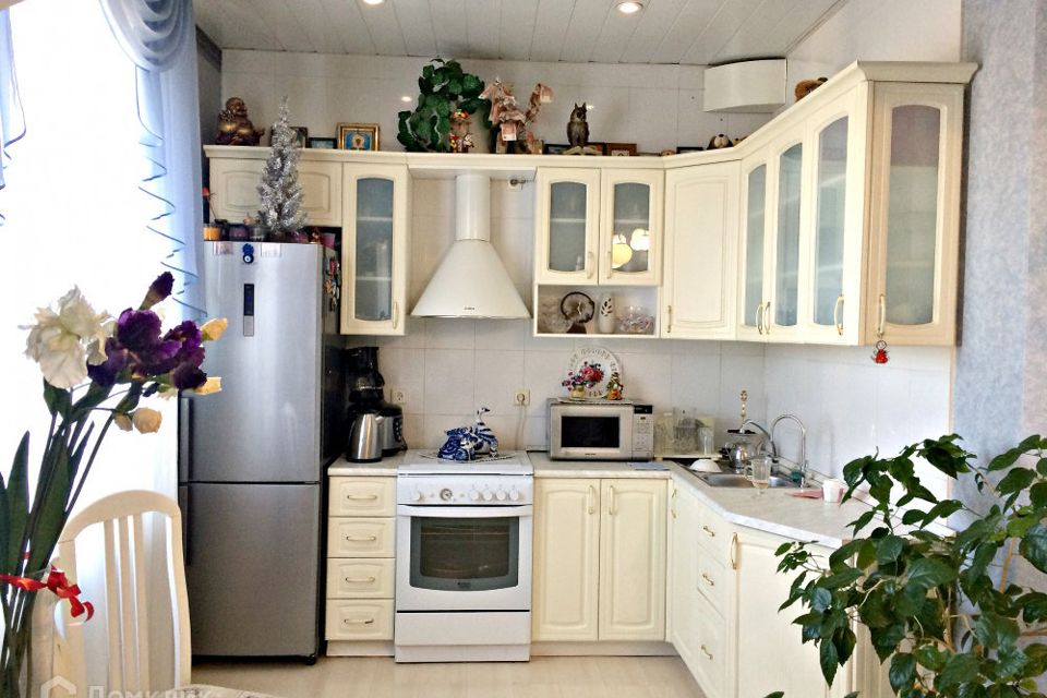 Продаётся 3-комнатная квартира, 68.1 м²