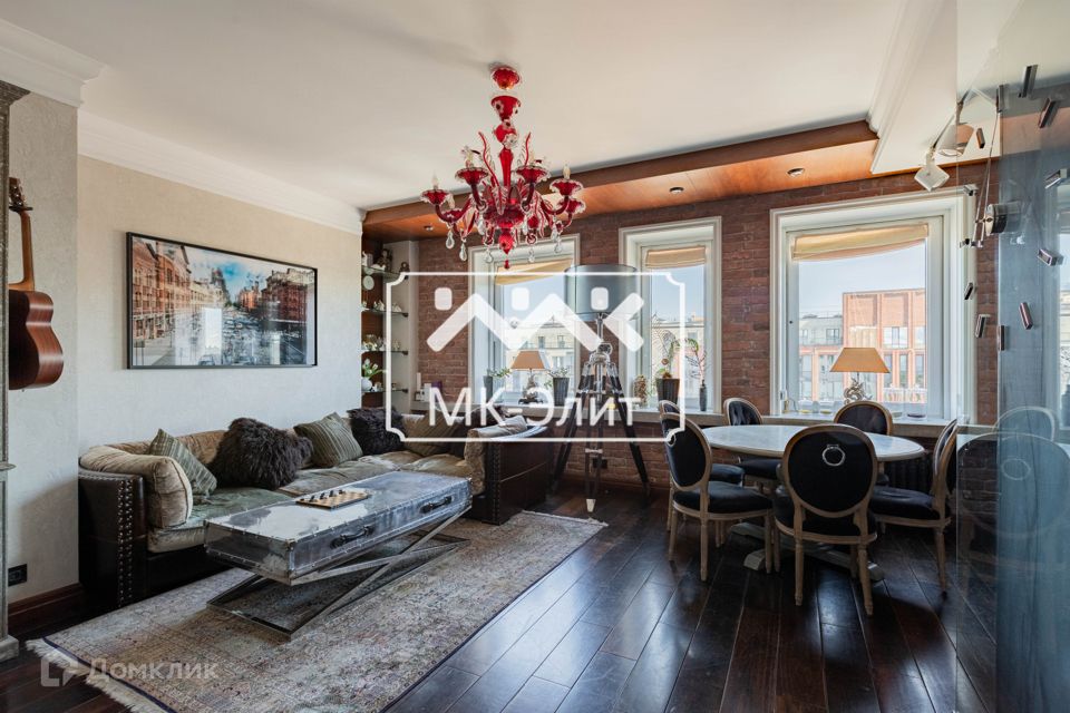 Продаётся 4-комнатная квартира, 121 м²
