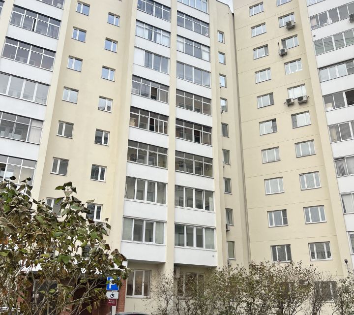 Сдаётся 4-комнатная квартира, 113.5 м²