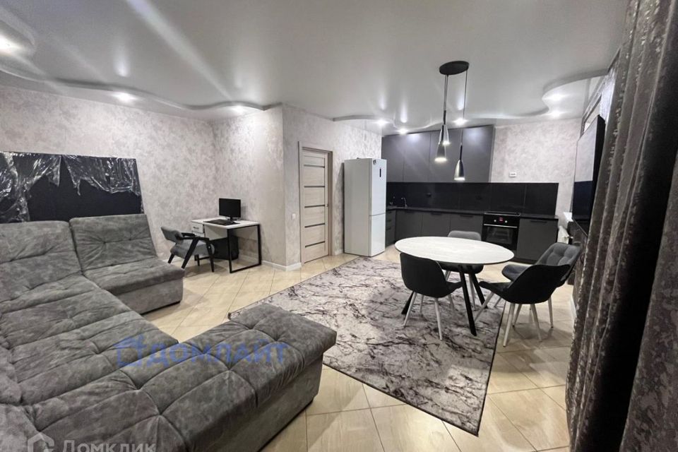 Продаётся 2-комнатная квартира, 65 м²