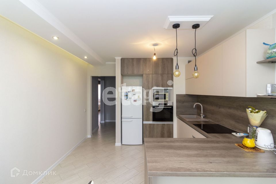 Продаётся 2-комнатная квартира, 66.3 м²