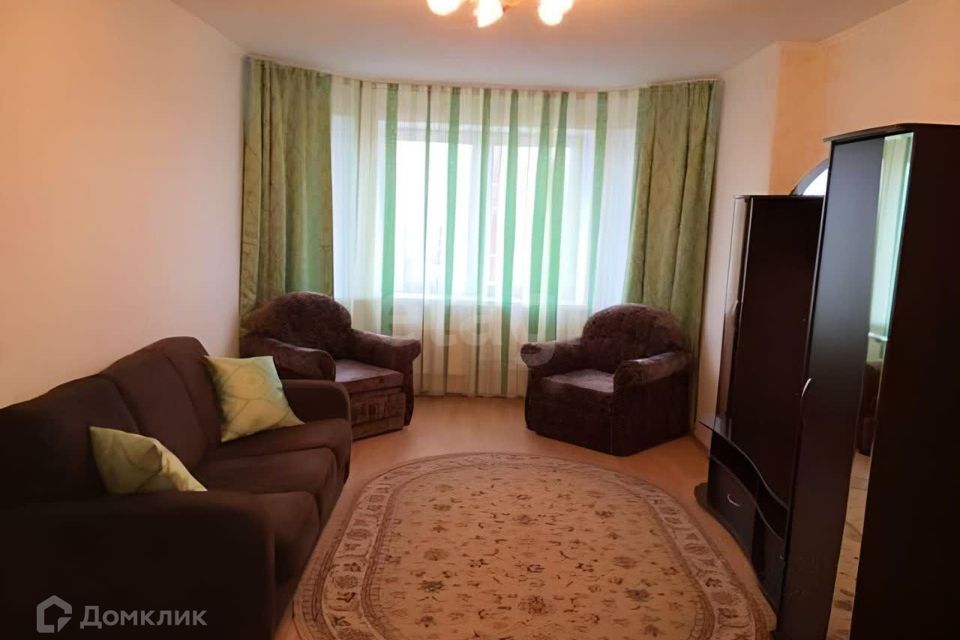 Продаётся 2-комнатная квартира, 83.3 м²