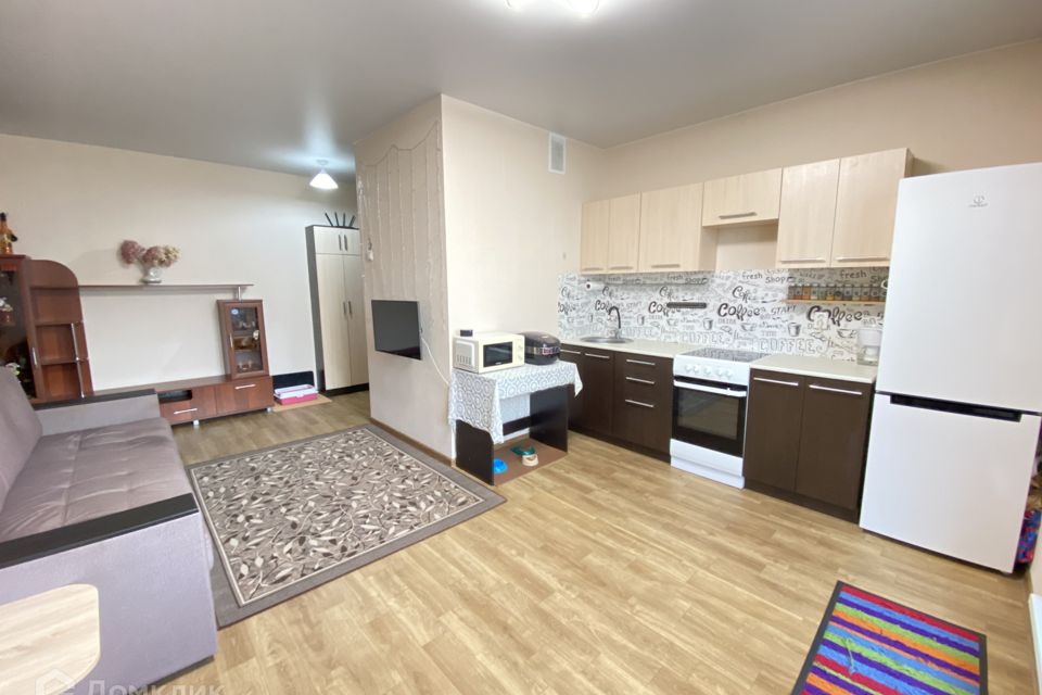 Продаётся 2-комнатная квартира, 65 м²